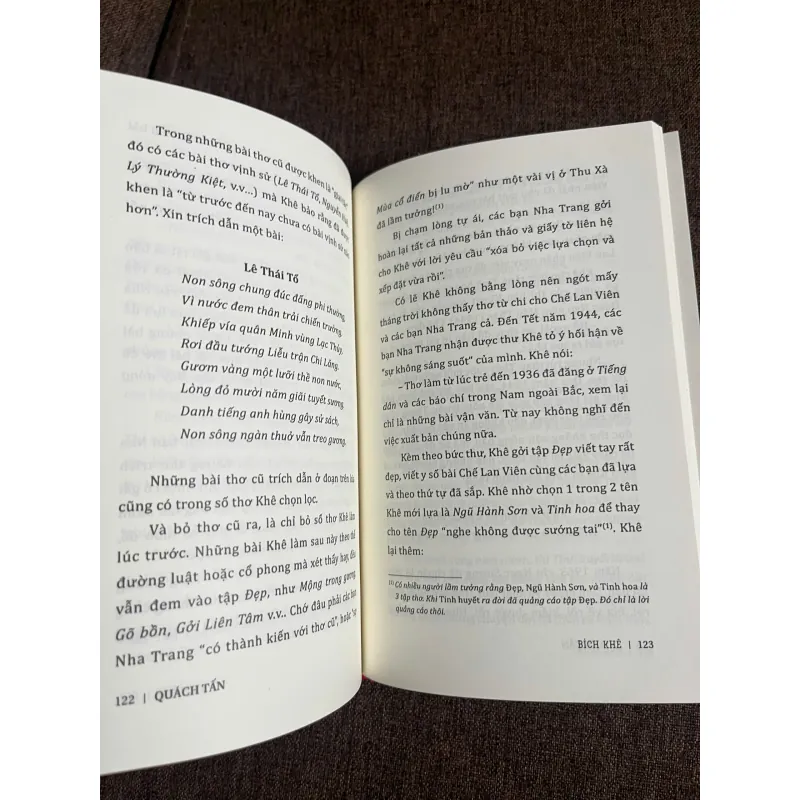 Bích Khê: Linh Hồn Trăng Bóng Nhan - Quách Tấn 928125