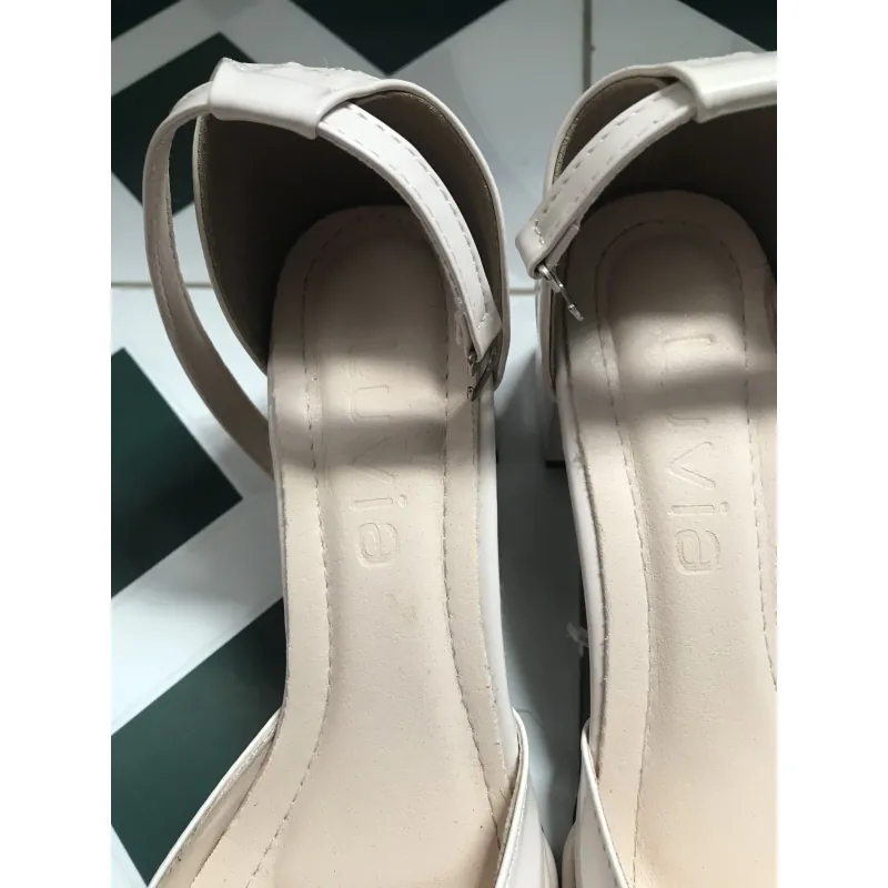 Giày cao gót 5p Luvia màu kem size 40 1029937