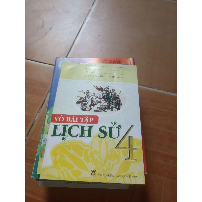 Vở bài tập lịch sử 4 2012 (Giáo khoa) VAVO1304-AK3ST2 1012358