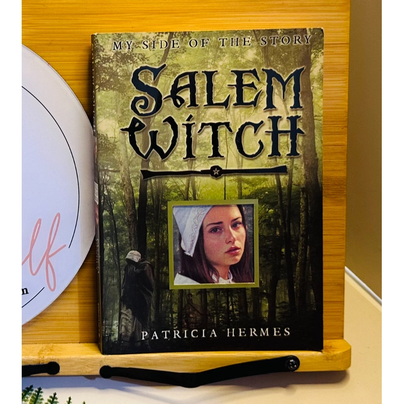 [Sách tiếng Anh 2hand] Like new 90% - Salem Witch - Patricia Hermes 495501
