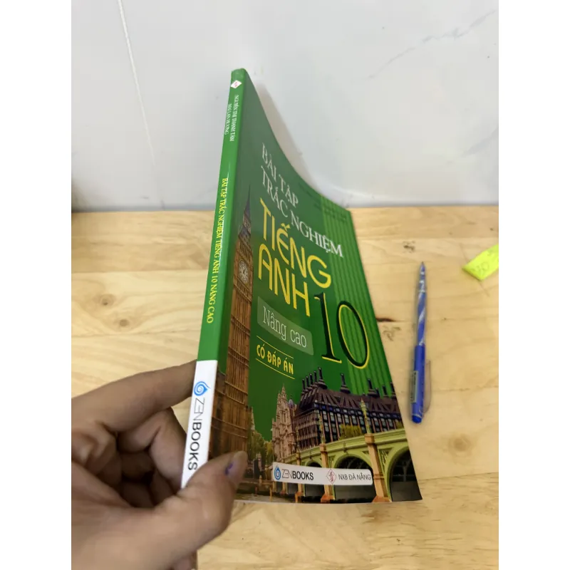 Bài tập trắc nghiệm tiếng Anh 10  1021113