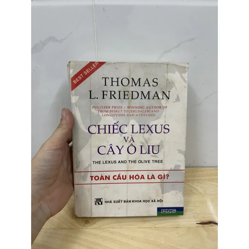 Chiếc LExus và Cây Ô LIU  776120
