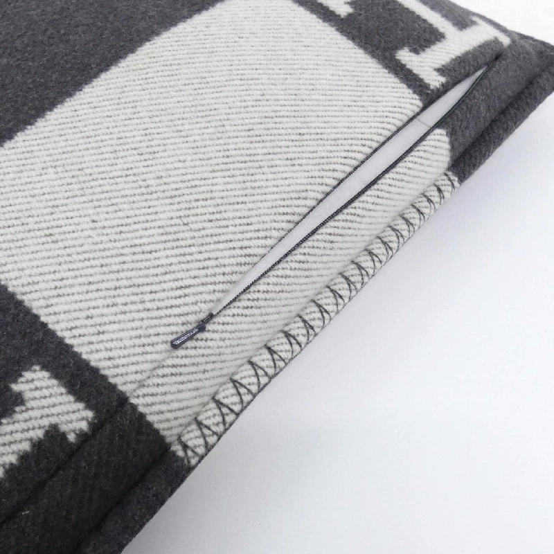 Hermès Avalon PM 102667M Gối 626349