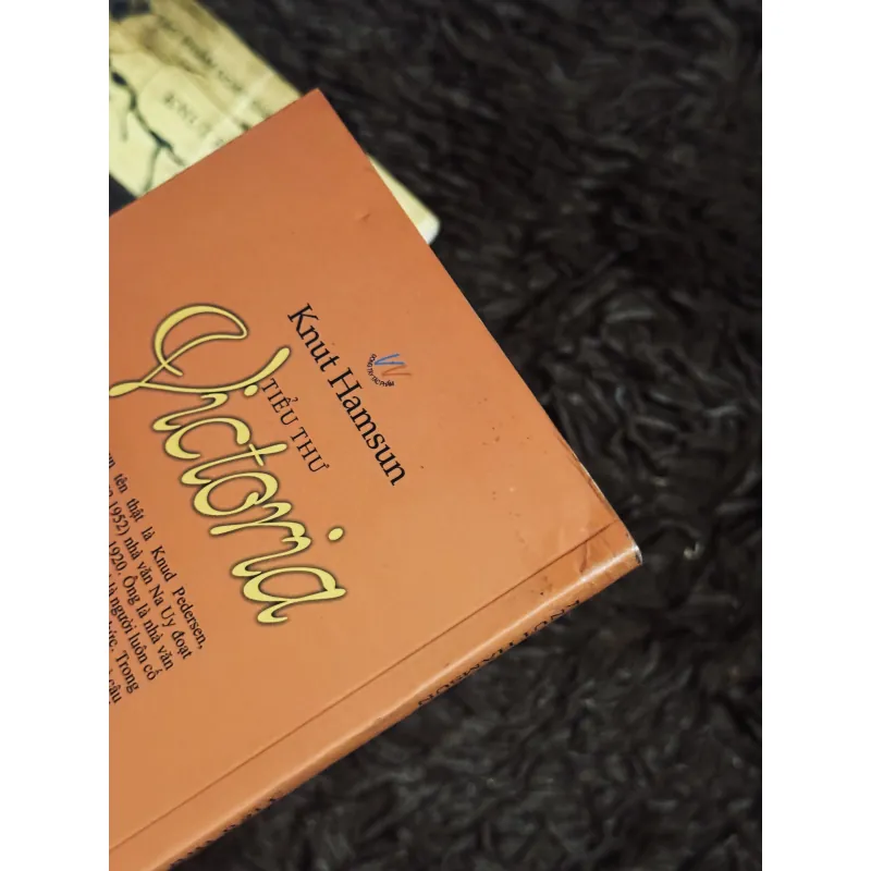 Combo 2 tác phẩm Knut Hamsun 1003980
