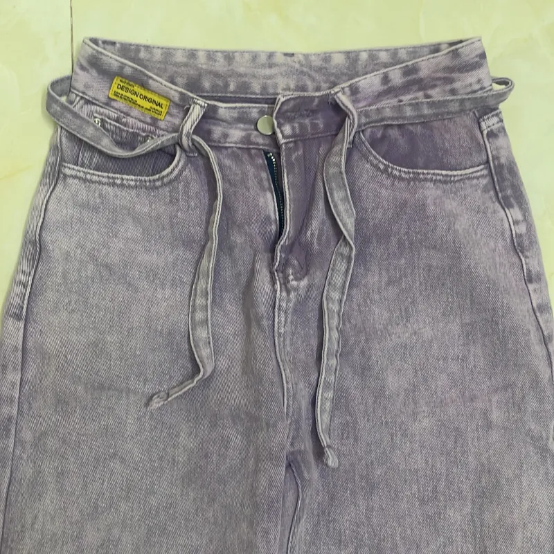  quần bò nữ . eo 68-70 , độ mới 95%  1026608