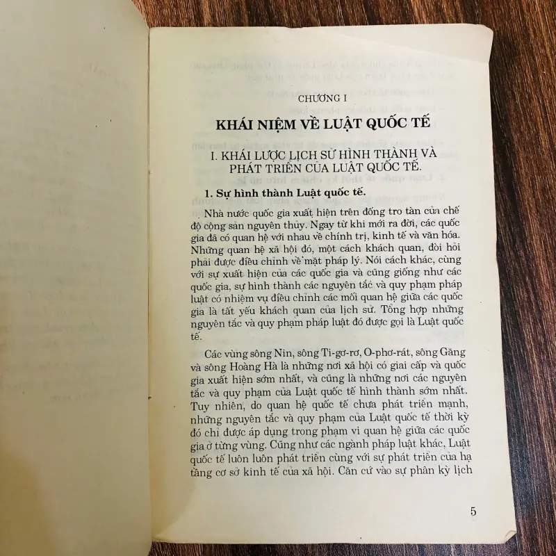 Giáo trình - Luật Quốc tế#HATRA 977559