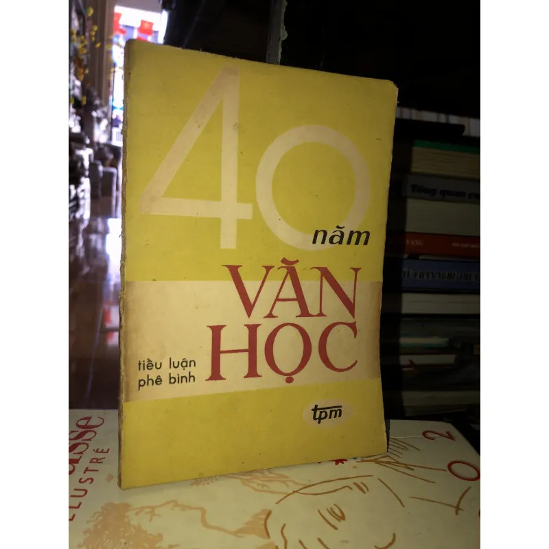 40 năm văn học tiểu luận phê bình  932392