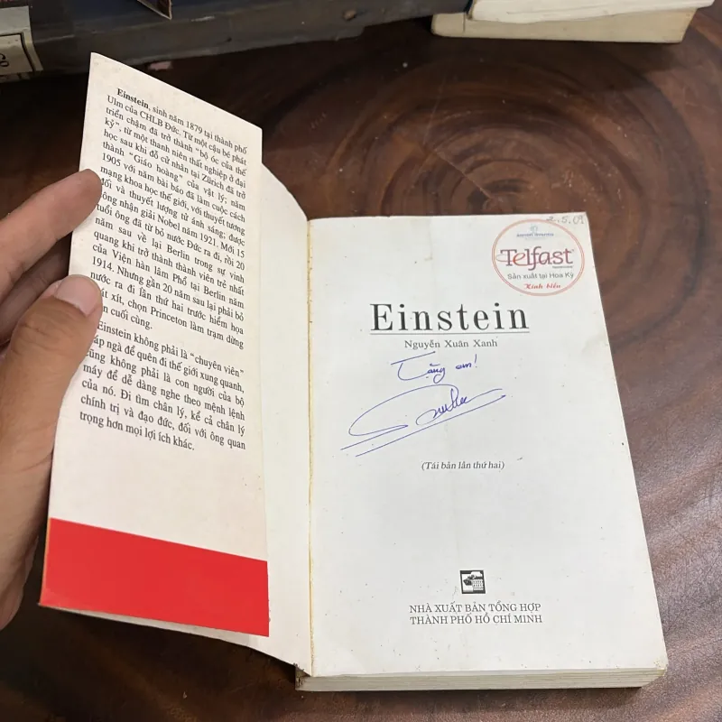 II Tủ Sách Nhân Vật: Einstein - Nguyễn Xuân Xanh - 2007 1039553