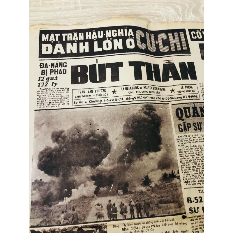 Tờ báo Bút thần số 66 chủ Nhật 1/6/1972 như hình chụp + video 799089