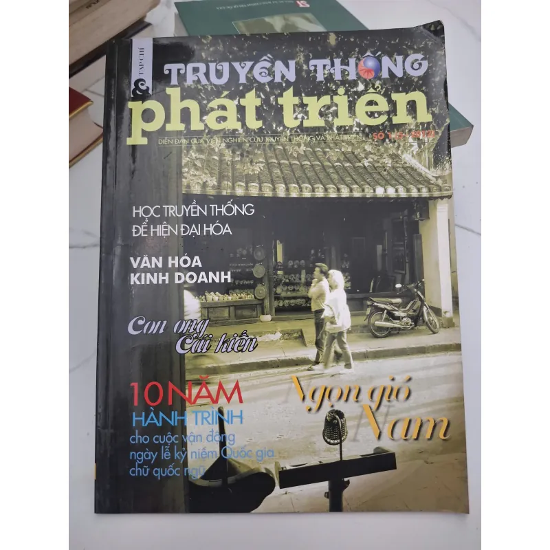 Tạp chí Truyền thông phát triển (Số 4 - 2012) - (Nhiều tác giả) - Tạp chí 696587