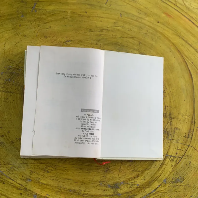 SỐNG NHƯ MỘT DÒNG SÔNG - tạp chí VNQĐ 958043