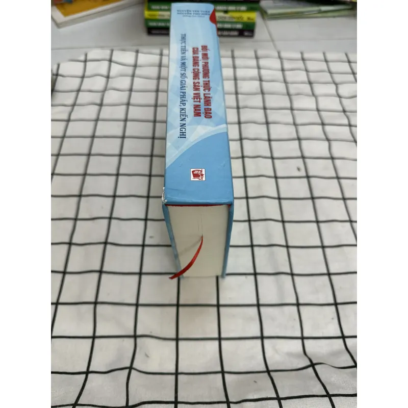 Đổi mới phương thức lãnh đạo của Đảng cộng sản Việt Nam  656066