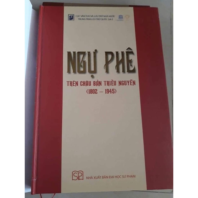 Ngự phê trên châu bản triều Nguyễn  150257