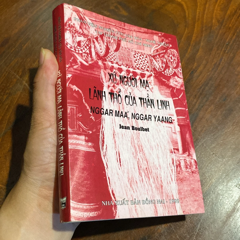 XỨ NGƯỜI MẠ - LÃNH THỔ CỦA THẦN LINH (XB 1999) 471884
