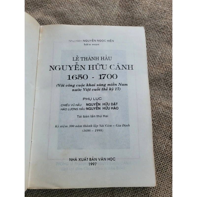 LỄ THÀNH HẦU NGUYỄN HỮU CẢNH 
VớI CÔNG CUỘC KHAI SÁNG MIỀN NAM
NƯớC VIỆT CUỐI THẾ KỶ XVII 355559