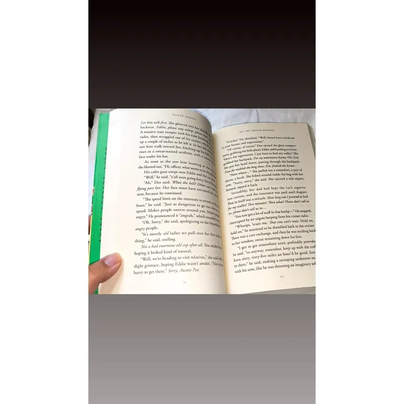 Sách cũ thư viện: Hit the Ground Running - Alison Hughes 732808