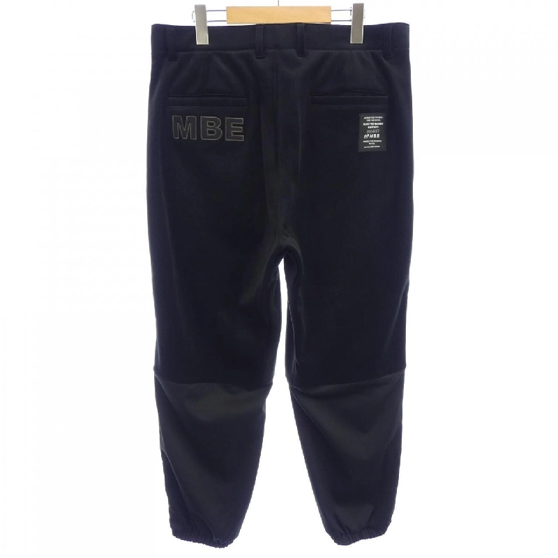 Quần MASTER BUNNY - Hàng hiệu Authentic 888840