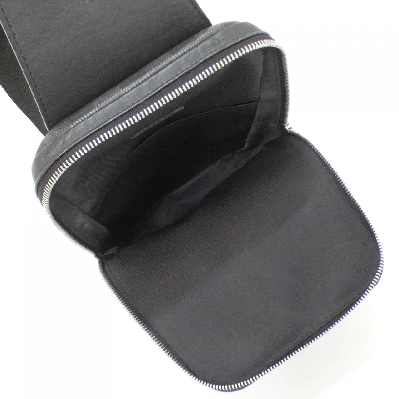 Túi đeo chéo Avenue Damier Graphite N41719 của Louis Vuitton 611964