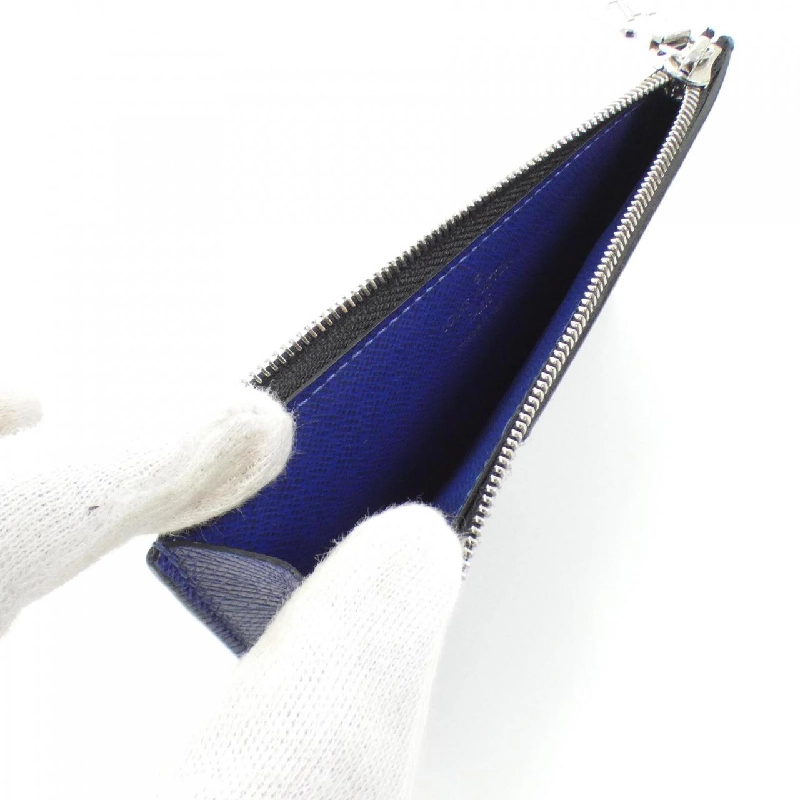 Ví đựng tiền xu và thẻ Louis Vuitton Taiga Lama M30270 620372