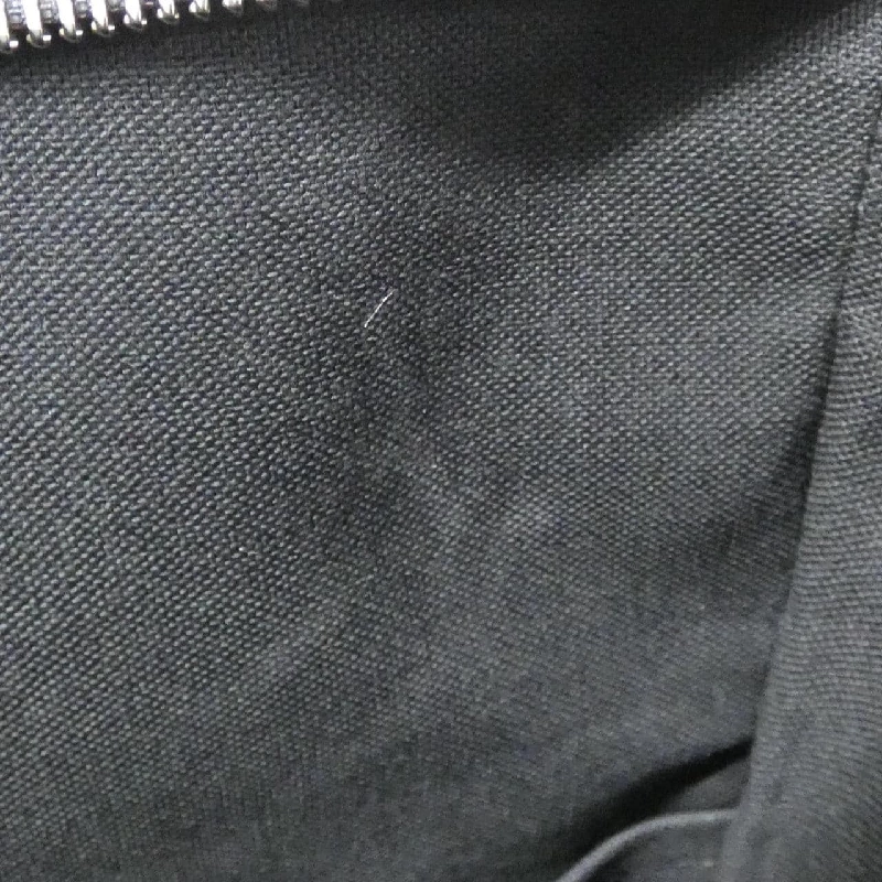 Túi đeo vai Louis Vuitton Taiga Sasha M32629 - Hàng hiệu chính hãng 767480