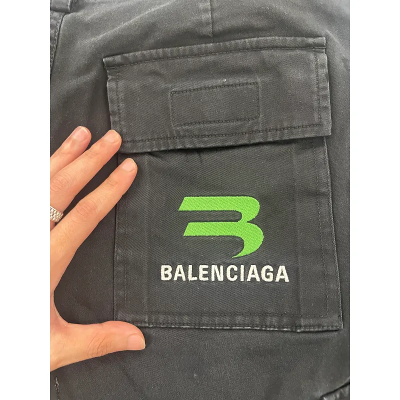 Quần short Cargo Thời Trang Nam Balenciaga size L màu đen 931911