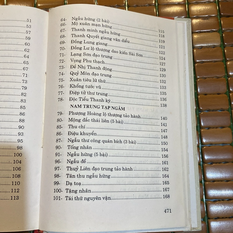 249 BÀI THƠ CHỮ HÁN NGUYỄN DU, BẢN BÌA CỨNG (XB 2003) 526414