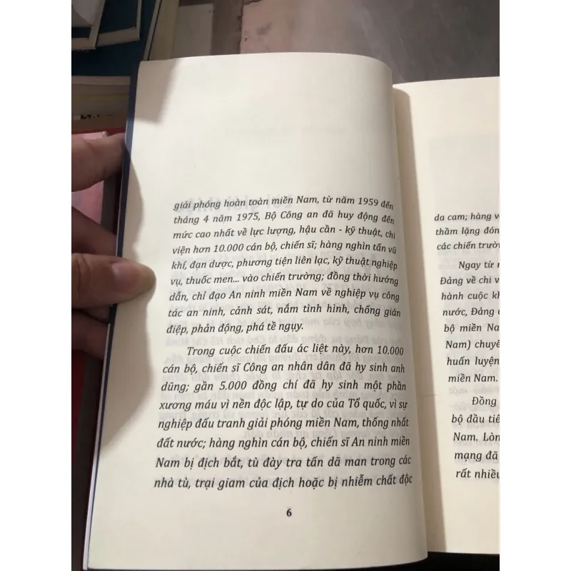 Trần Quốc Hương người chỉ huy tình báo 977544