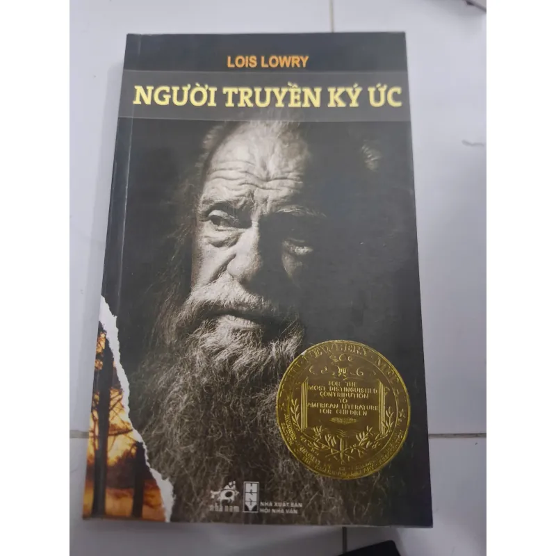 Người truyền ký ức (The Giver) - Lois Lowry - Tiểu thuyết viễn tưởng 606806