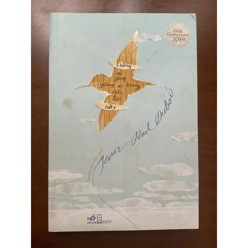 [HIỆN ĐẠI] Không ai sống giống ai trong cuộc đời này - Jean-Paul Dubois 607300