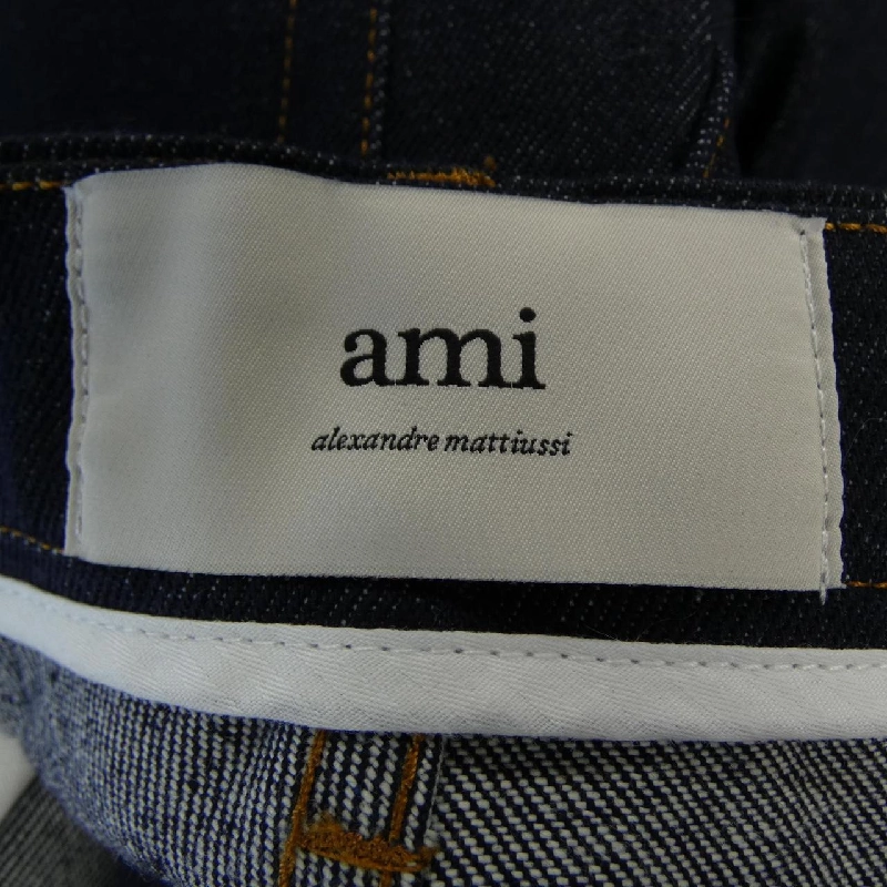 Quần jeans AMI FTR420.DE0011 - Hàng hiệu Authentic 813887