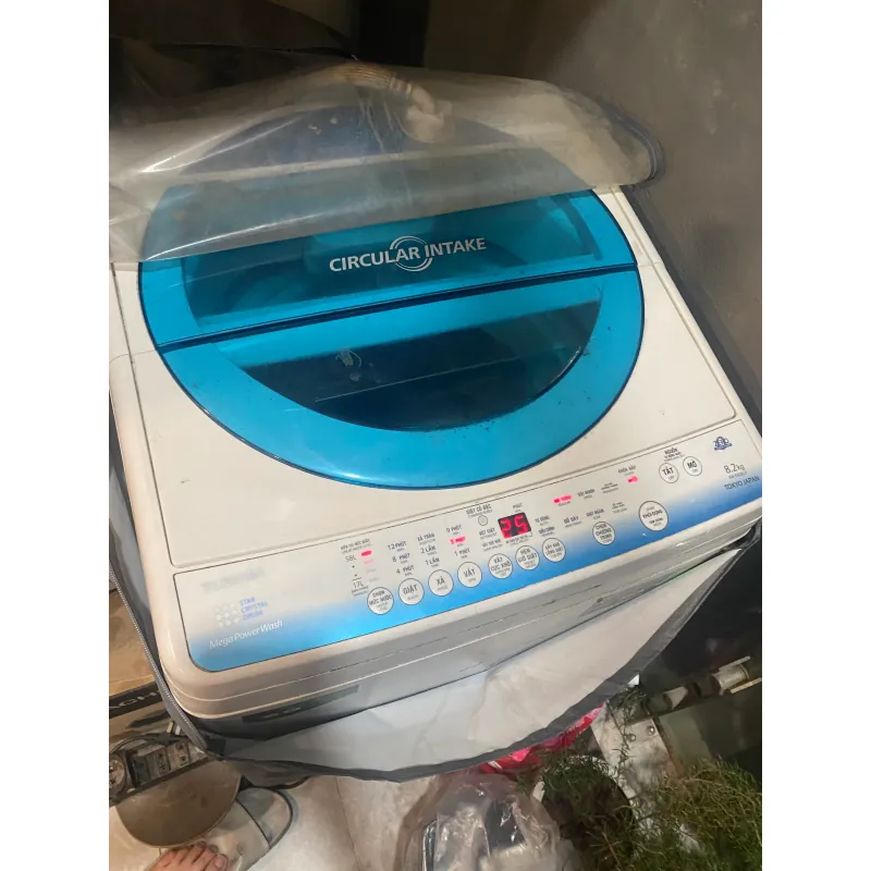 Máy giặt Toshiba 8.2kg cửa trên màu trắng có màn hình LED 738951