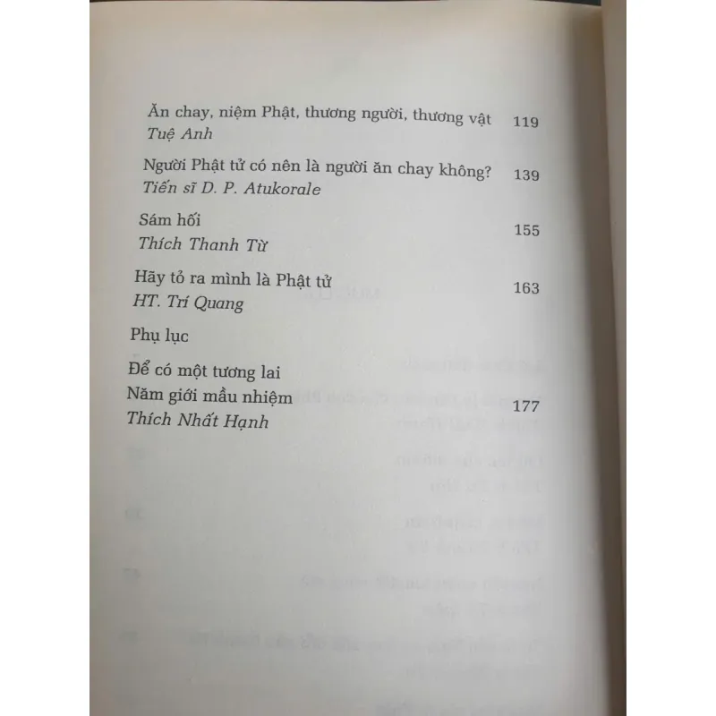 Sách Chánh tín Tam bảo Thiện Trí Thức biên soạn Nxb Hồng Đức 674766