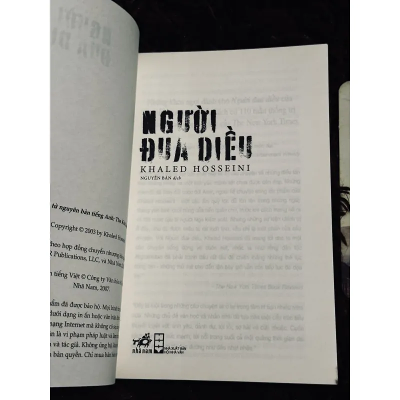 Người đua diều + bookmark 997883