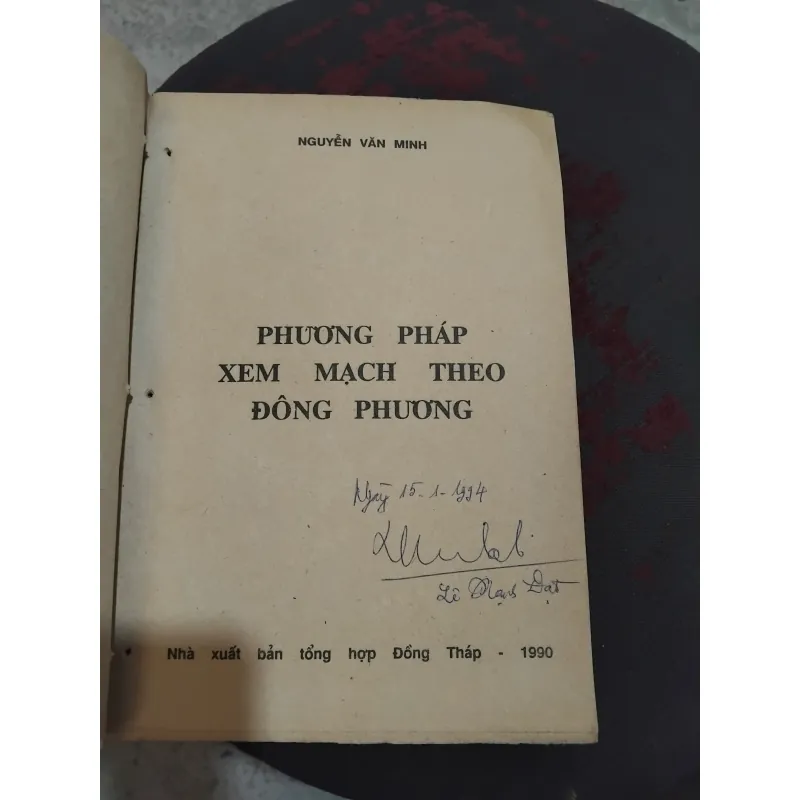 Phương pháp xem mạch theo Đông phương  của Nguyễn Văn Minh  1020416