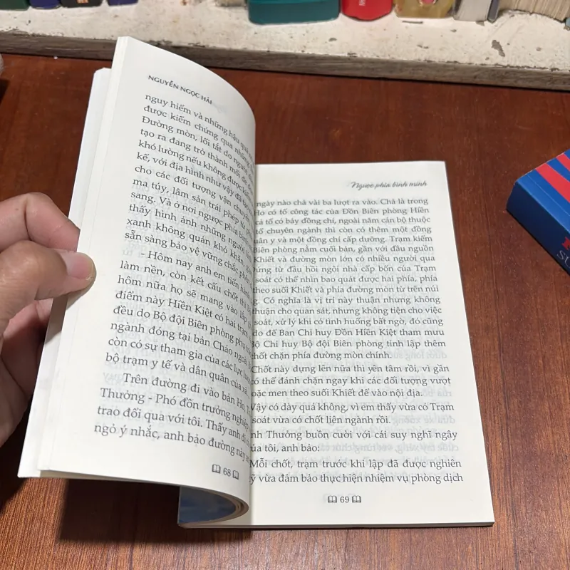 II Bút Ký: Chạy Về Phía Mặt Trời - Nguyễn Ngọc Hải - 2022 786235