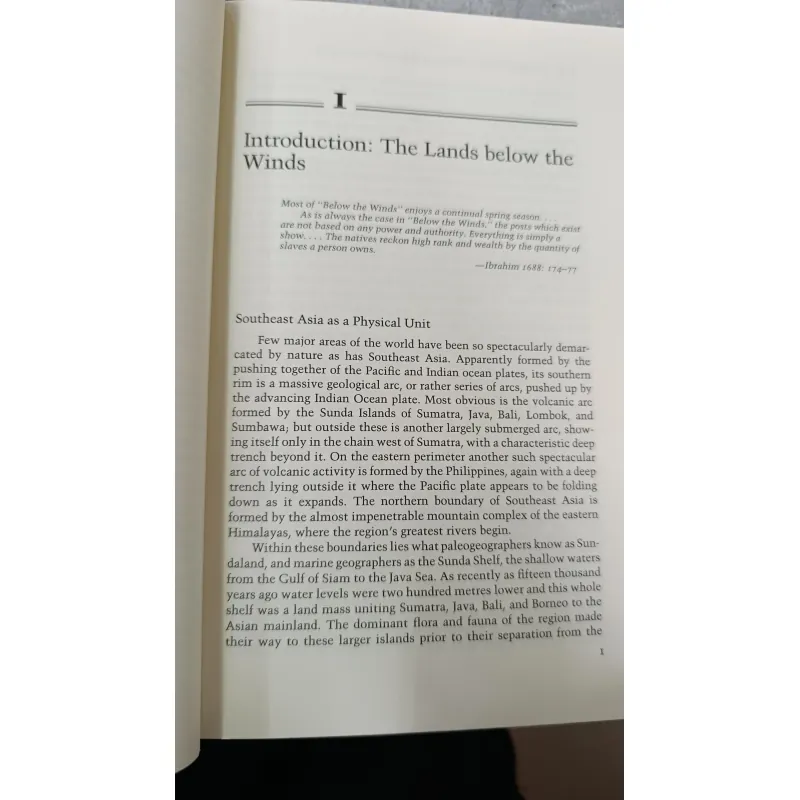 SOUTHEAST ASIA IN THE AGE OF COMMERCE 1450-1680 673910