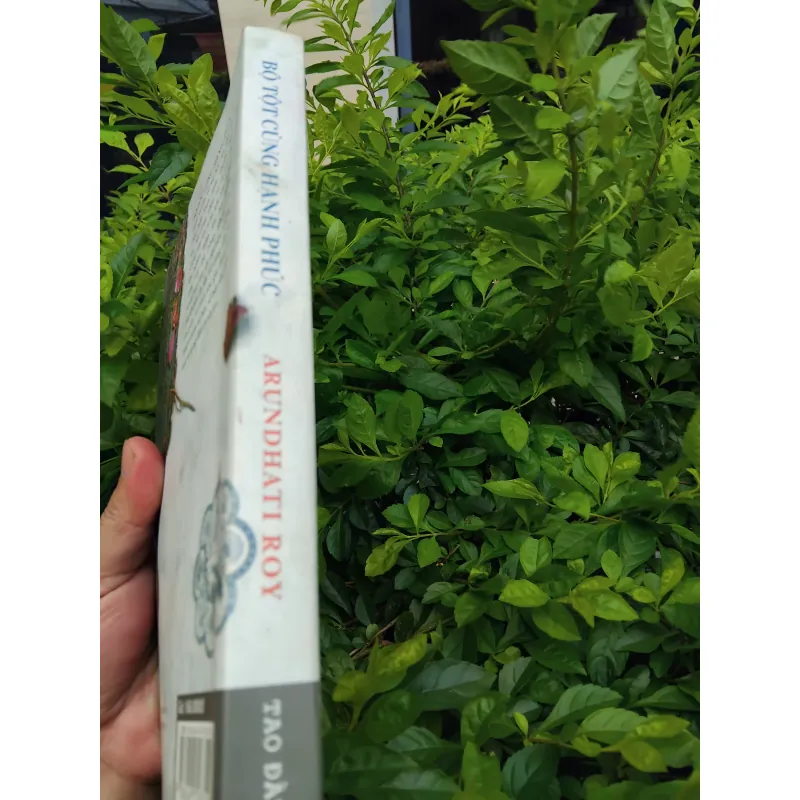 Bộ tột cùng hạnh phúc tiểu thuyết của Arundhati Roy 997359