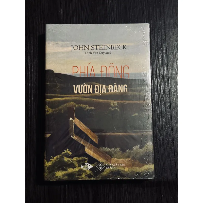 Phía đông vườn địa đàng (bìa cứng, seal) 745404