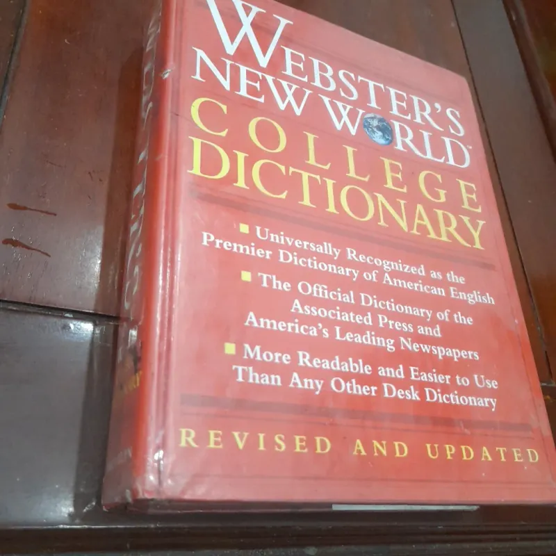 WEBSTER'S NEW WORLD COLLEGE DICTIONARY 751044