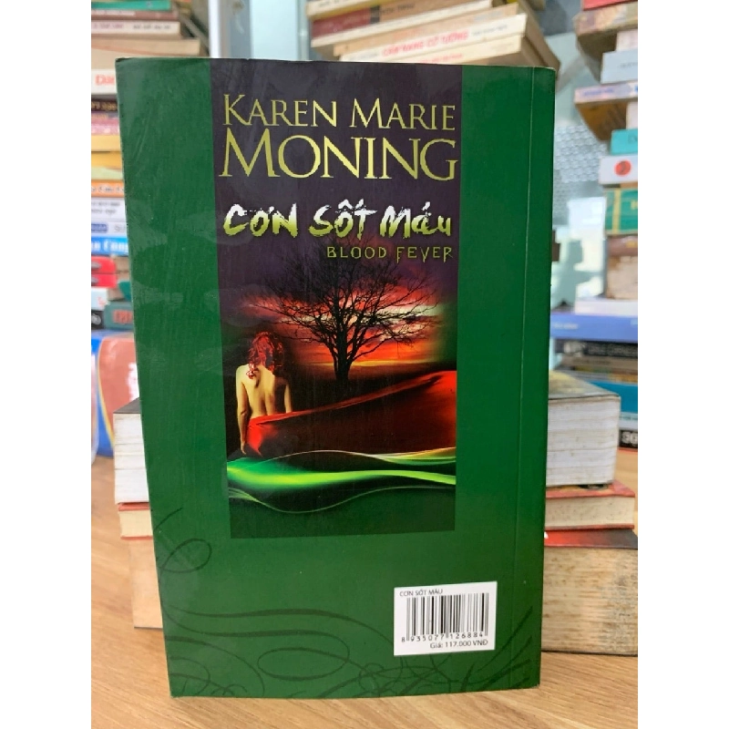 Cơn sốt máu -Karen Marie Moning 750663