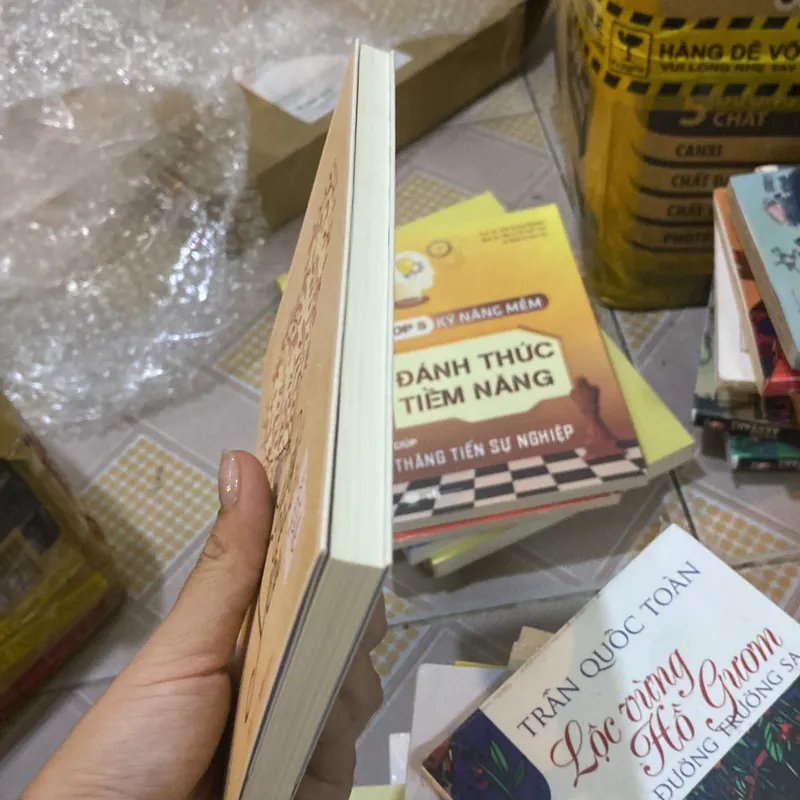 Hãy cứ yêu Hoàng Nga  606438