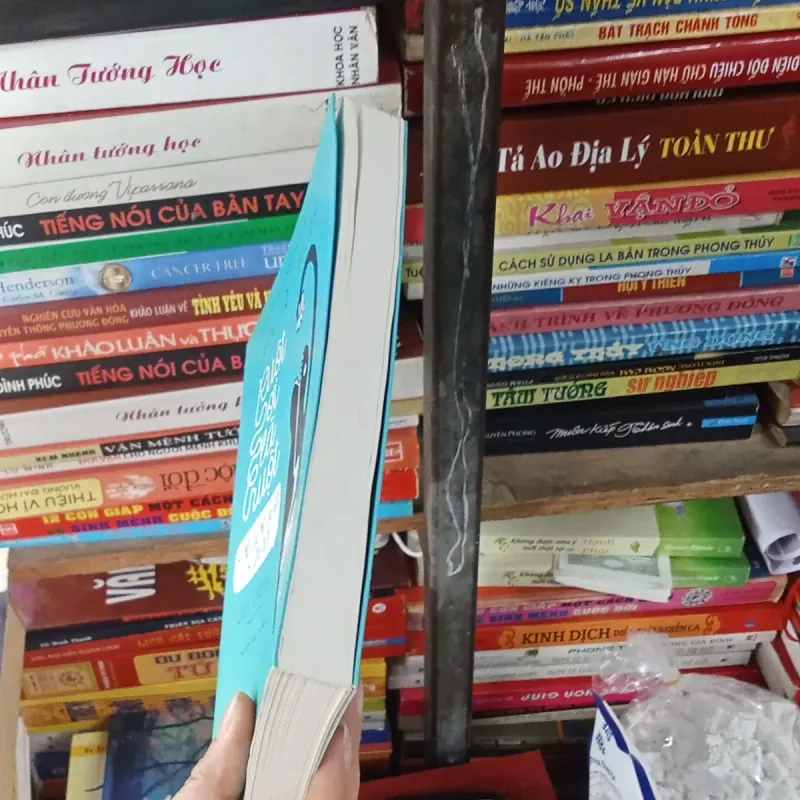 Ruột ơi là ruột - Giulia Enders 926055