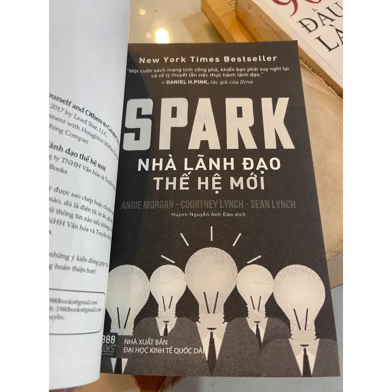 SPARK NHÀ LÃNH ĐẠO THẾ HỆ MỚI - HUỲNH NGUYỄN ANH ĐÀO dịch  1009486