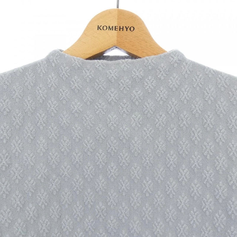 EMPORIO ARMANI ニット - Hàng hiệu Authentic 825509