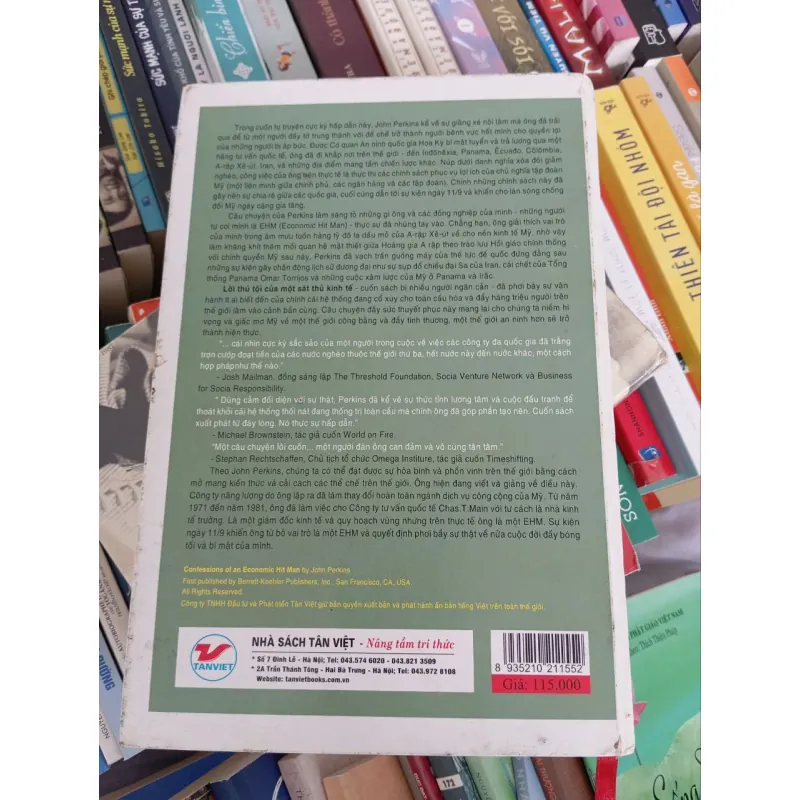 Lời thú tội của một sát thủ kinh tế 931012