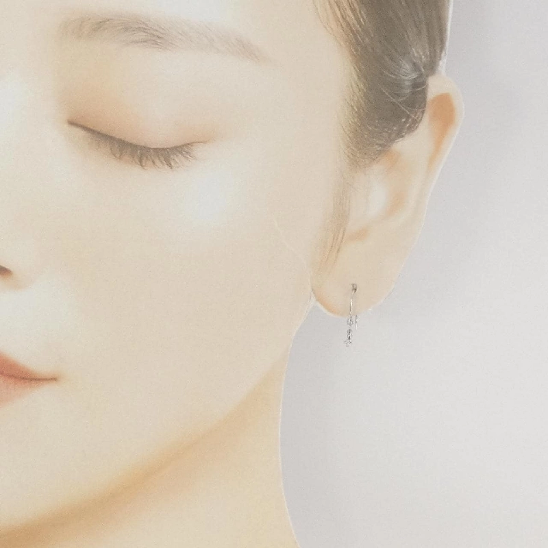 K18WG Bông tai kim cương 0.02CT - Hàng hiệu Chính hãng 870995