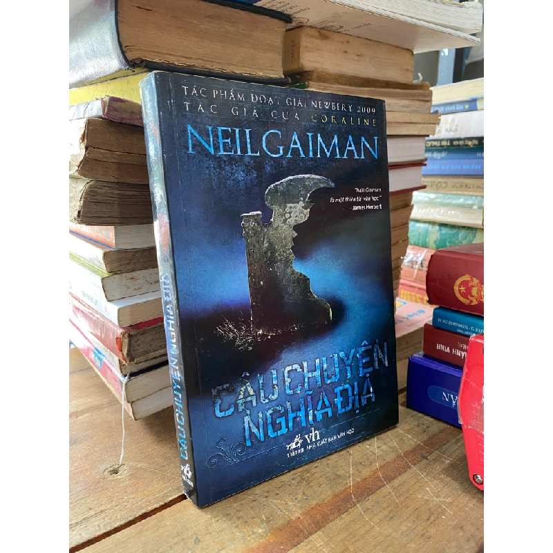 Câu chuyện nghĩa địa - Neil Gaiman 120733