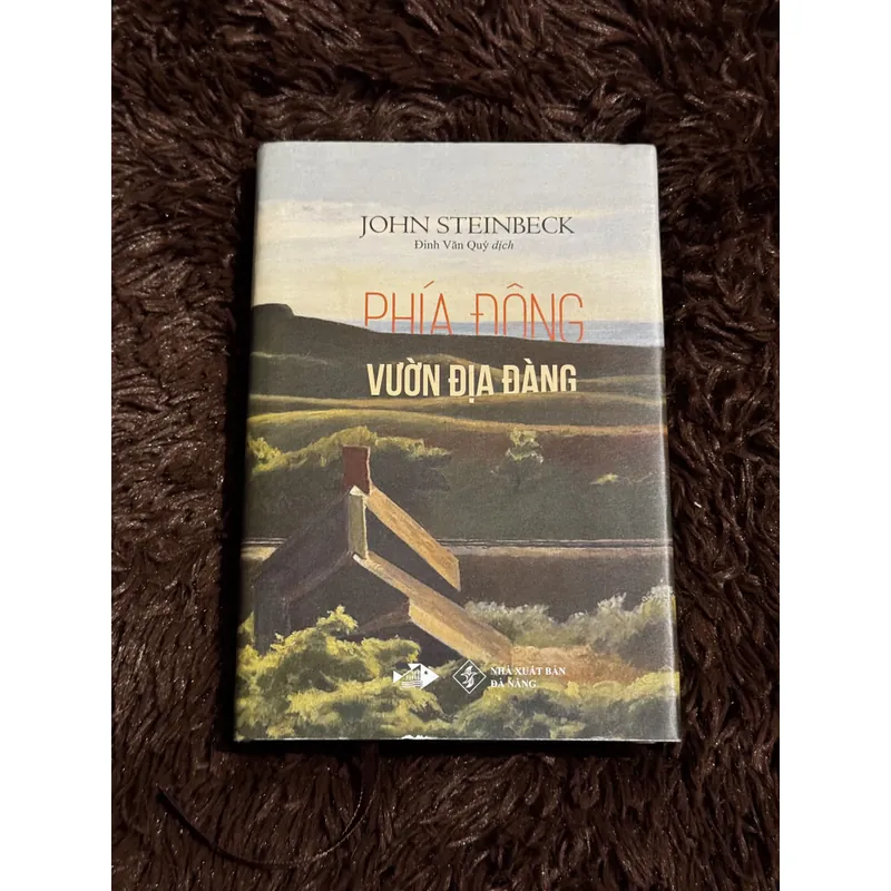 Phía đông vườn địa đàng (bìa cứng) 708168