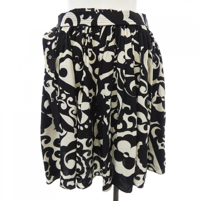 Váy LOUIS VUITTON FESK06FNY - Hàng hiệu Chính hãng 819778