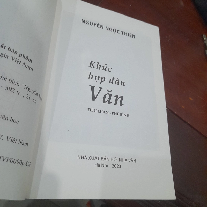 Nguyễn Ngọc Thiện - KHÚC HỢP VĂN ĐÀN (tiểu luận - phê bình) 314690